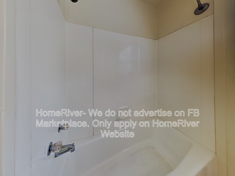 Classic Home! Fridge Included | Close to Land Park property image