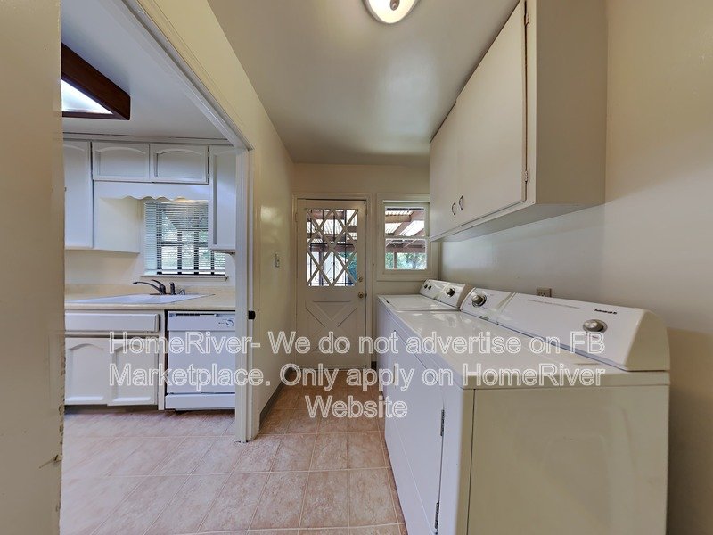 Classic Home! Fridge Included | Close to Land Park property image