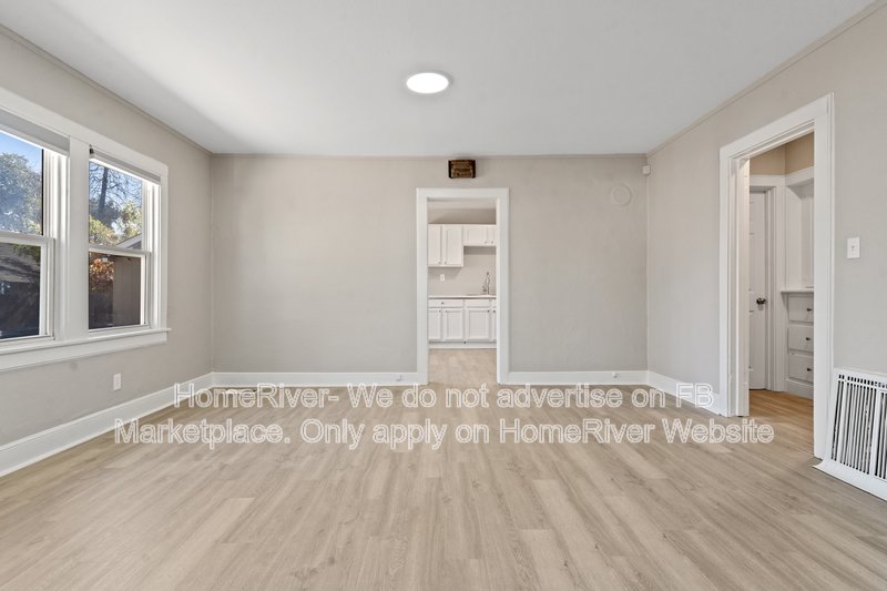 Pet Friendly! 2378 Cambridge St, Sacramento, CA 95815 property image