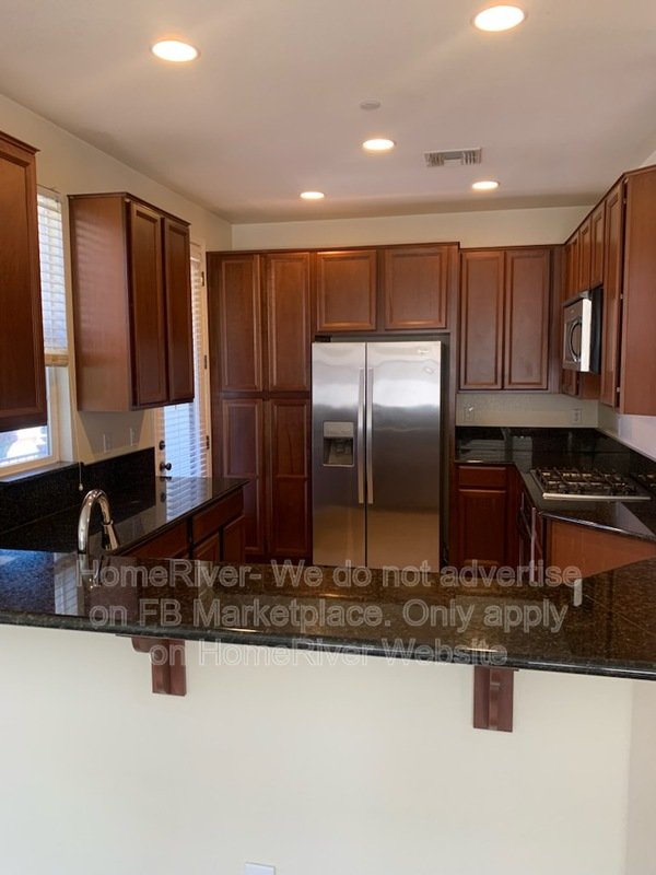 Pet Friendly! 421 Anchor Ln APT 201, West Sacramento, CA 95605 property image