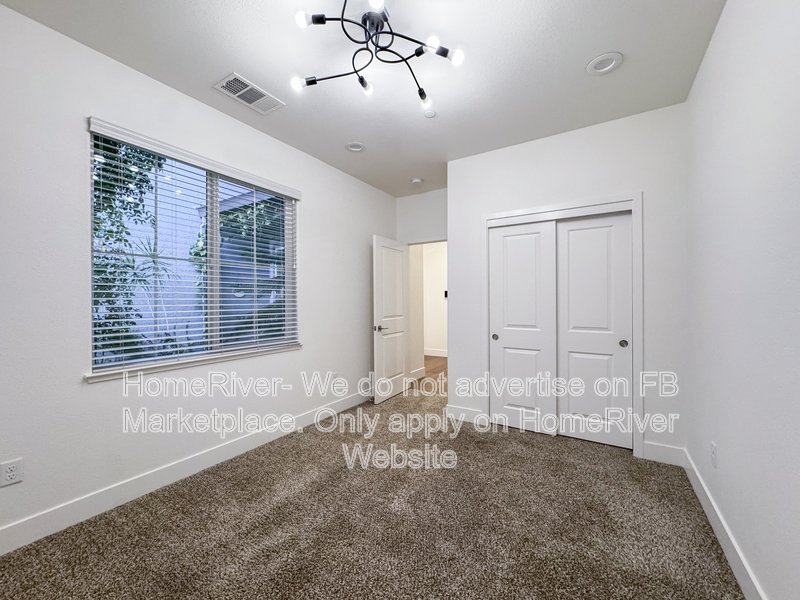 5 Bedrooms! 5891 Dulwich Way, Sacramento, CA 95835 property image