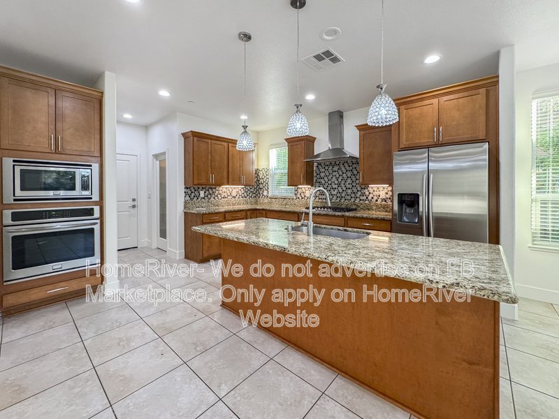 5 Bedrooms! 5891 Dulwich Way, Sacramento, CA 95835 property image