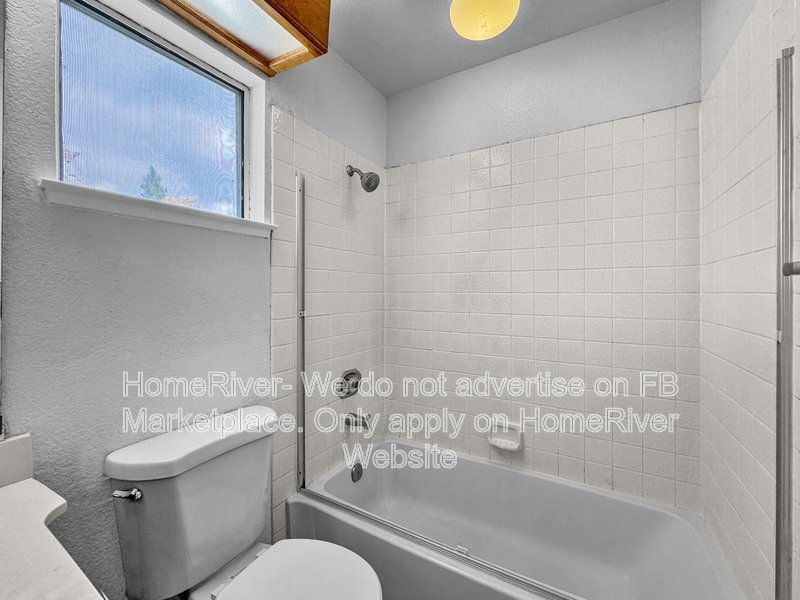 Pet Friendly! 8262 Westport Cir, Sacramento, CA 95828 property image