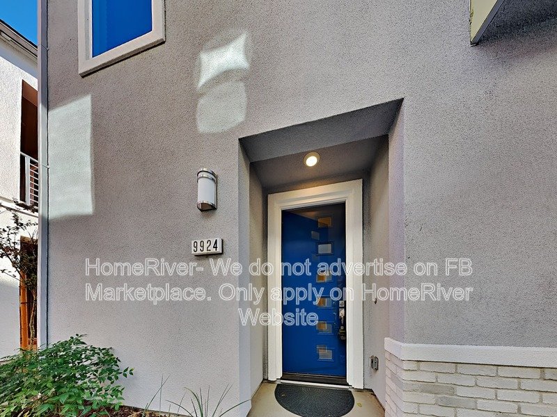 Garage Parking | In-Unit Laundry | 4BR Home in Quiet Area property image