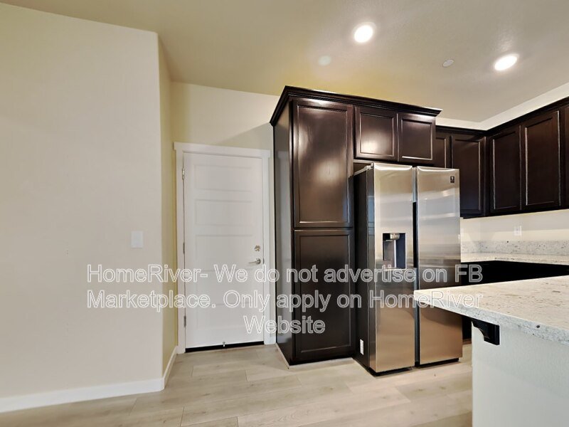 Garage Parking | In-Unit Laundry | 4BR Home in Quiet Area property image