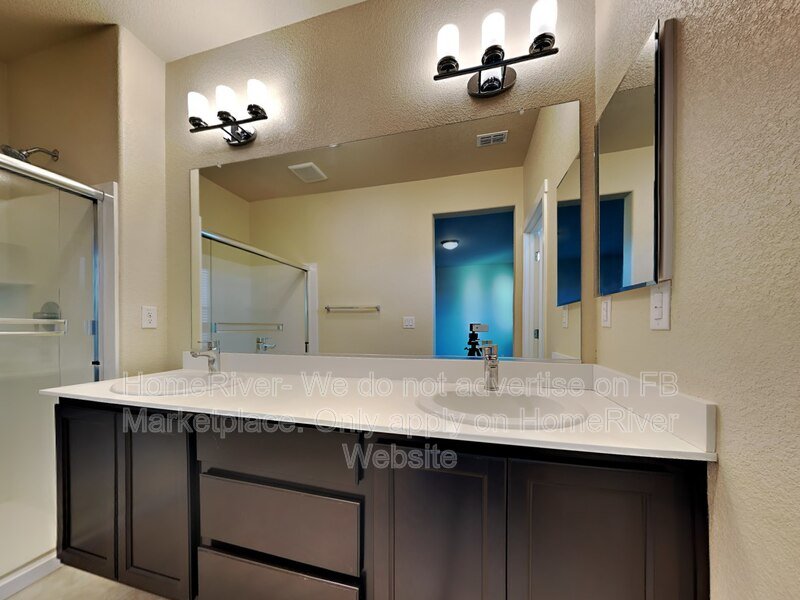 Garage Parking | In-Unit Laundry | 4BR Home in Quiet Area property image