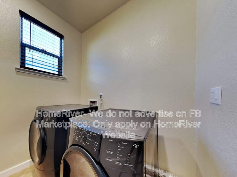 Garage Parking | In-Unit Laundry | 4BR Home in Quiet Area property image