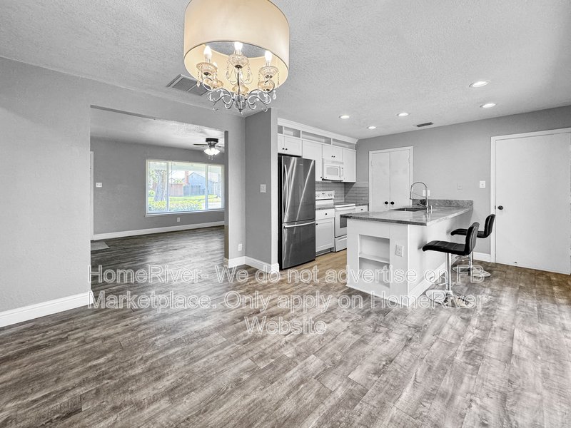 Fridge Included | Close to shopping |  Near Folsom property image