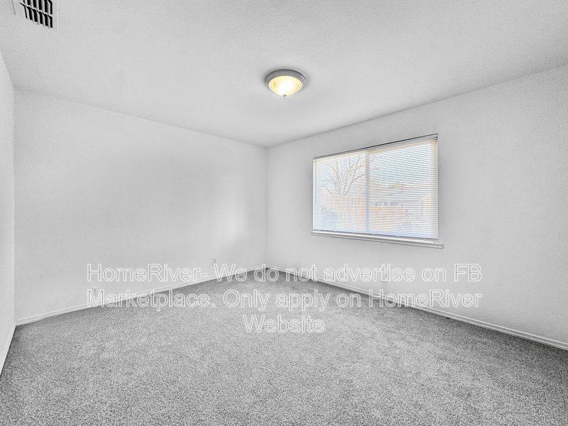 Fridge Included | Close to shopping |  Near Folsom property image