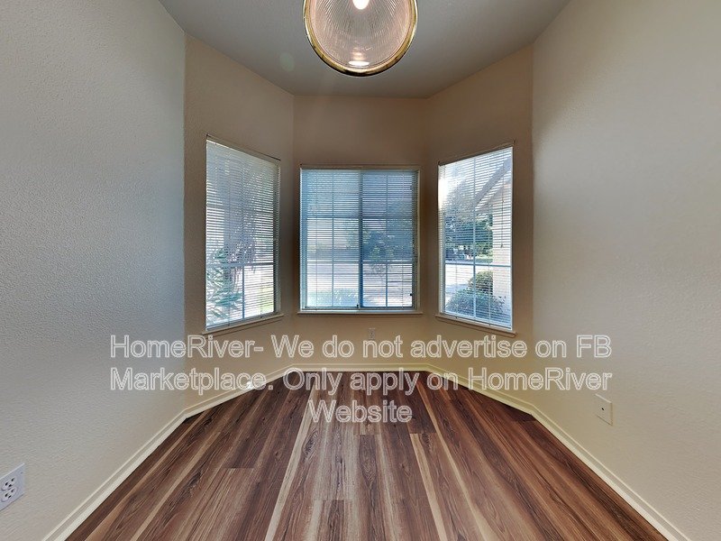 Gated Community | Fridge Included | Close to shopping property image