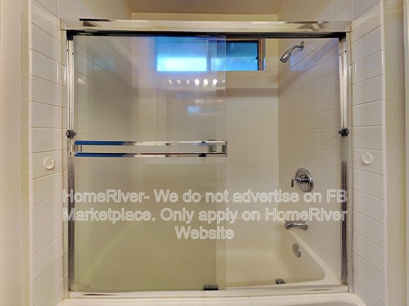 Gated Community | Fridge Included | Close to shopping property image