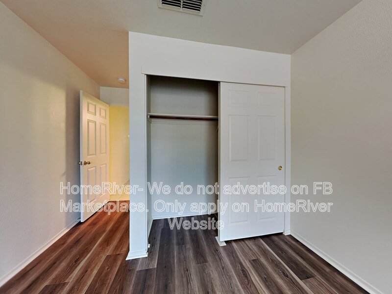 Gated Community | Fridge Included | Close to shopping property image