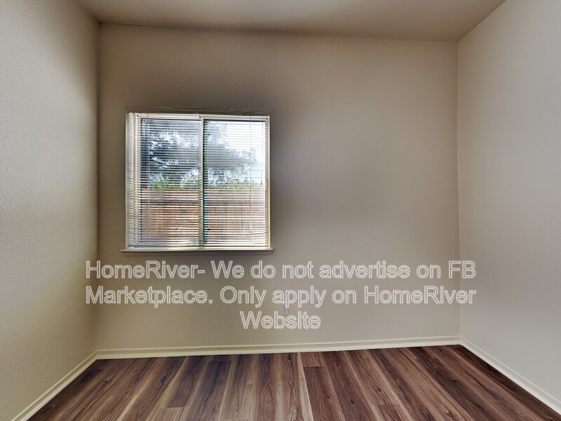 Gated Community | Fridge Included | Close to shopping property image