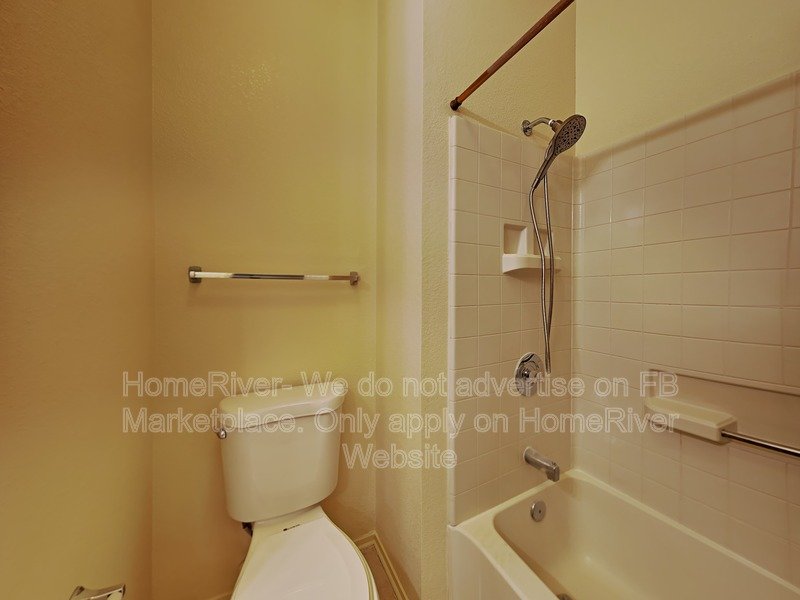 Gated Community | Fridge Included | Close to shopping property image