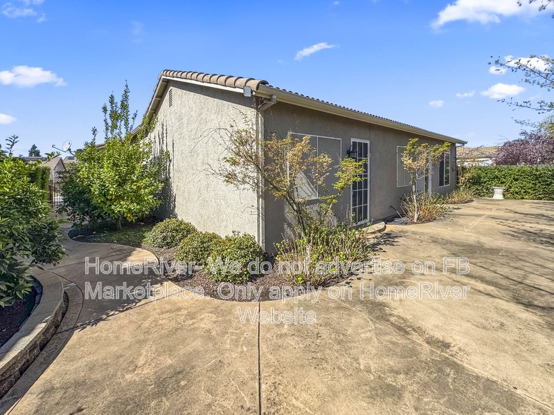 Fridge Included | Washer and Dryer Included | Great Location property image