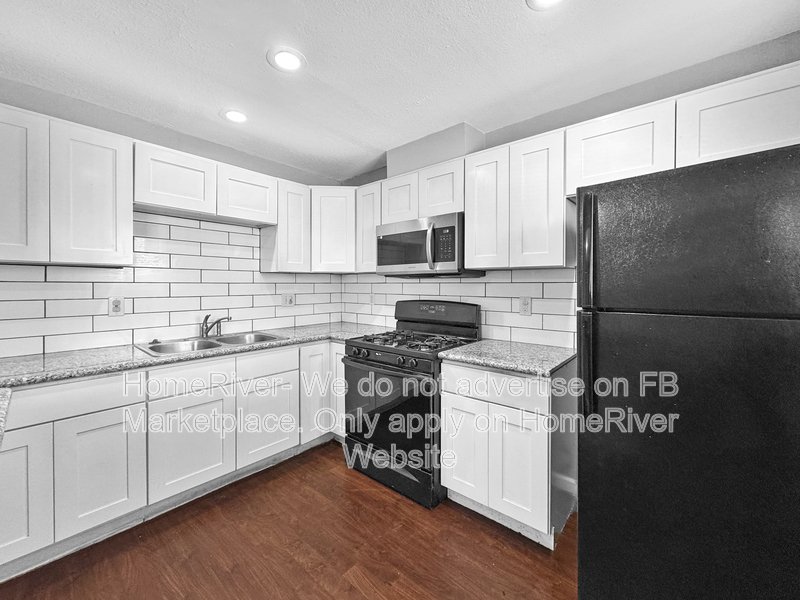 Fridge Included | Close to Hwy 80 | Near Downtown Sacramento property image