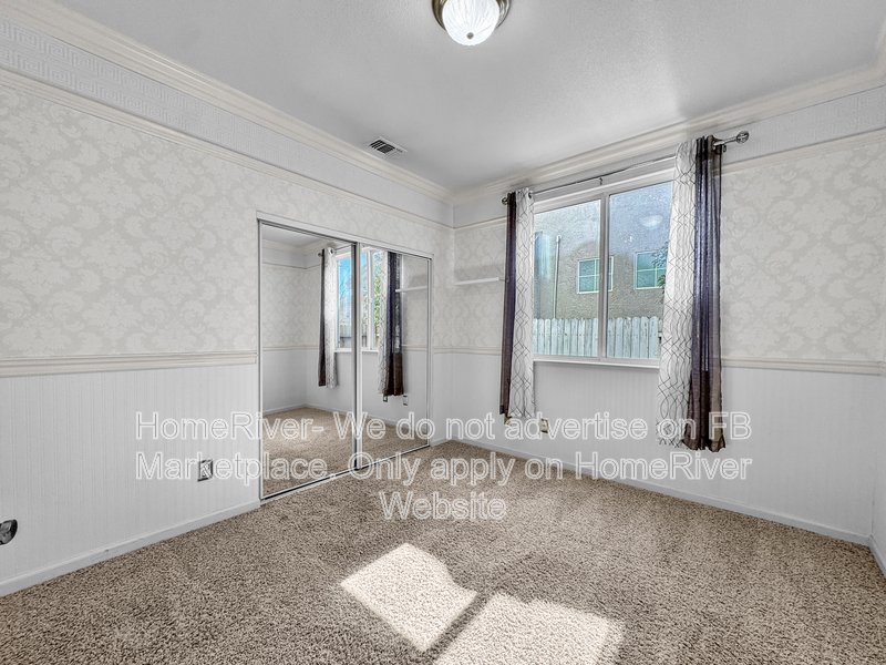 Near 99 Hwy | Close to Sacramento | Backyard property image