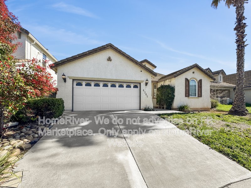 Near 99 Hwy | Close to Sacramento | Backyard property image