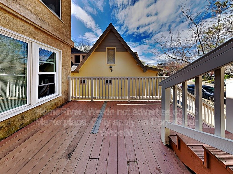 2604 H St Apt B property image