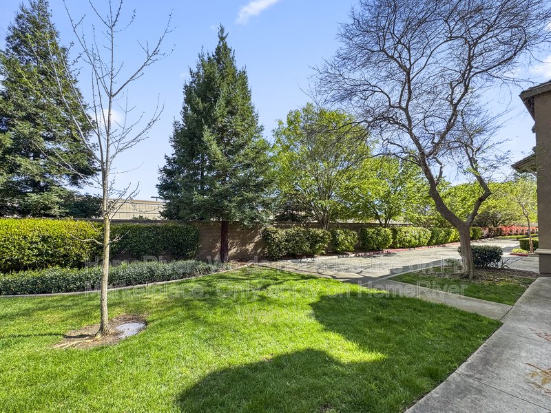 Fridge Included | Washer and Dryer In Unit | Close to Shopping property image