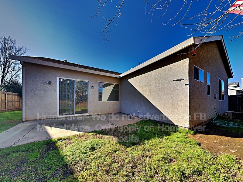 Fridge Included | Yard Care Included | New Front Grass property image