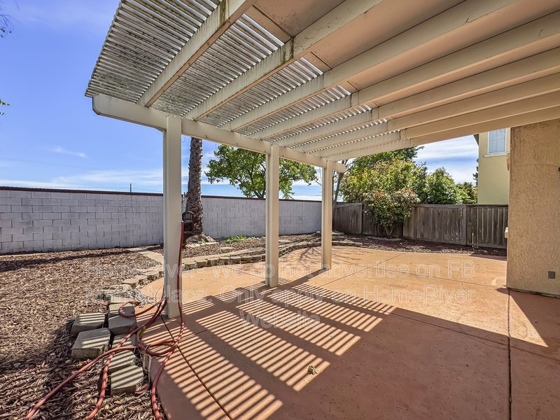 Washer and Dryer Included | Pet Friendly | Close to Sac Airport property image