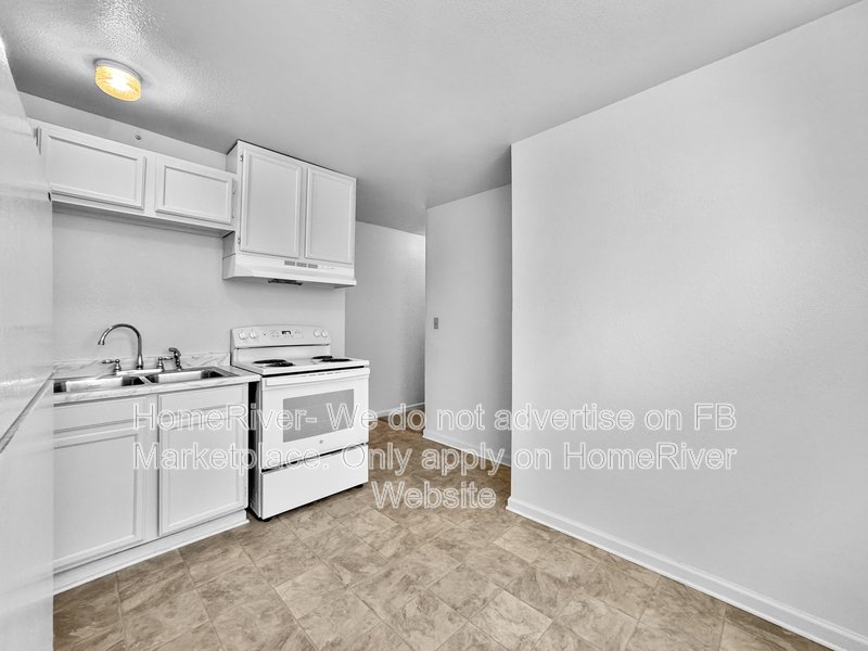 2604 H St Apt B property image