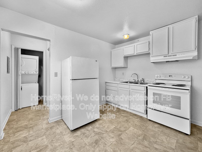 2604 H St Apt B property image