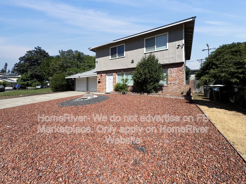 Fridge Included | Near Shopping | Close to Kaiser property image