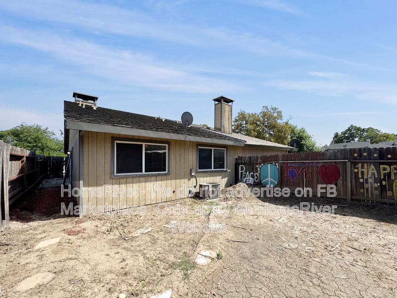 Fridge Included | WSG Included | Pet Friendly property image