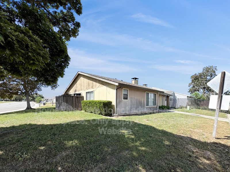 Fridge Included | WSG Included | Pet Friendly property image