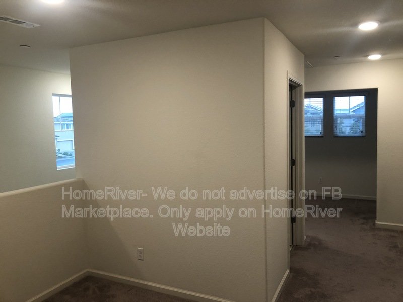 Roseville Living | Close to Galleria | Near Parks property image