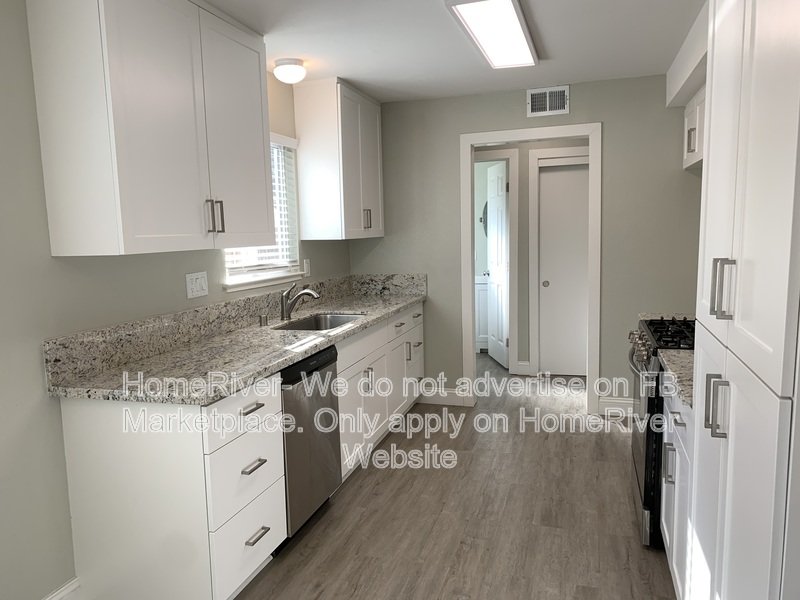 Private Backyard | Fridge Included | Near Parks property image