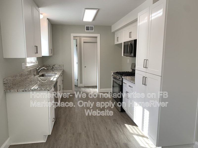 Private Backyard | Fridge Included | Near Parks property image