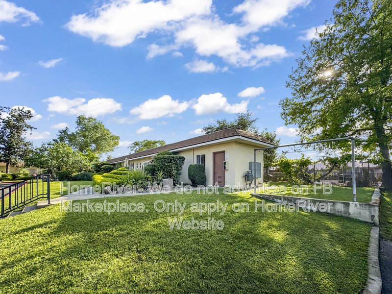 Fridge Included | Close to Folsom | Pet Friendly property image