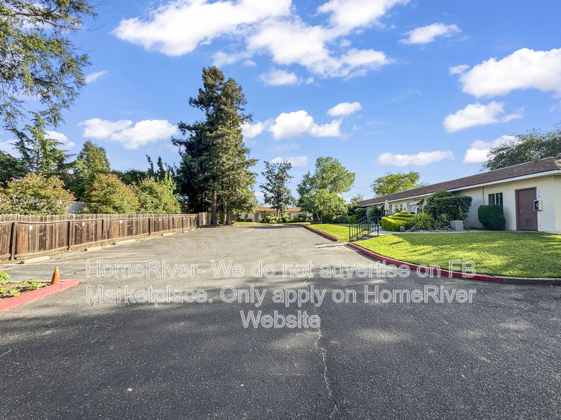 Fridge Included | Close to Folsom | Pet Friendly property image