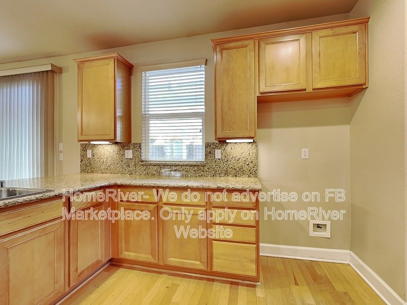 Fridge Included | Pet Friendly | Near Parks property image