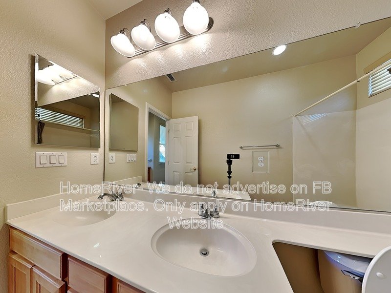 Fridge Included | Pet Friendly | Near Parks property image