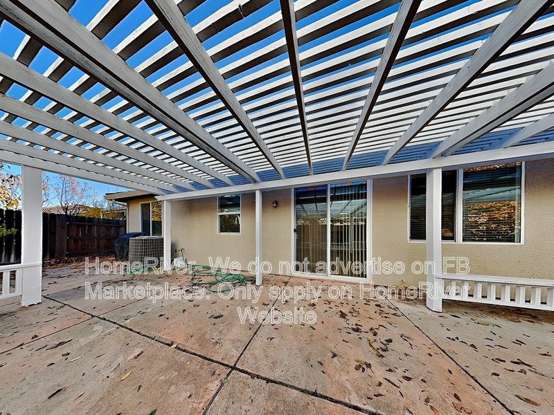 Fridge Included | Pet Friendly | Near Parks property image