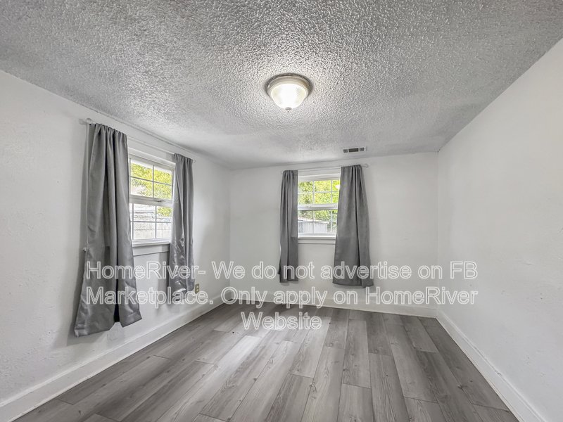 Fridge Included | Near 99 Hwy | Pet Friendly property image