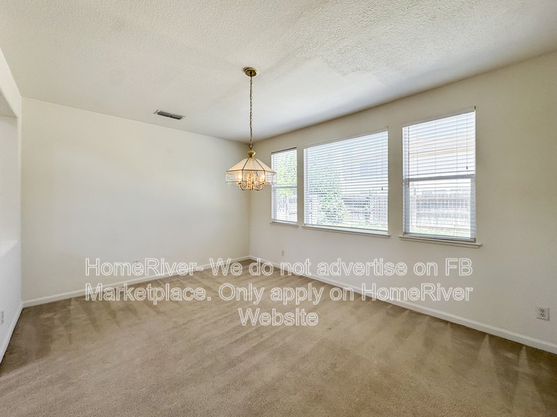 Office Space | Fridge Included | Pet Friendly property image