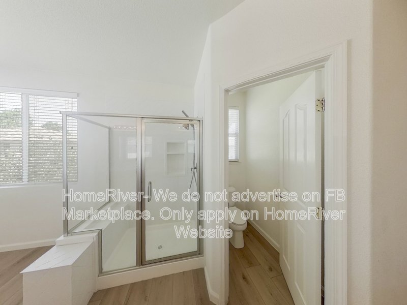 Office Space | Fridge Included | Pet Friendly property image