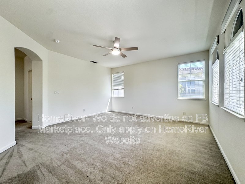 Office Space | Fridge Included | Pet Friendly property image