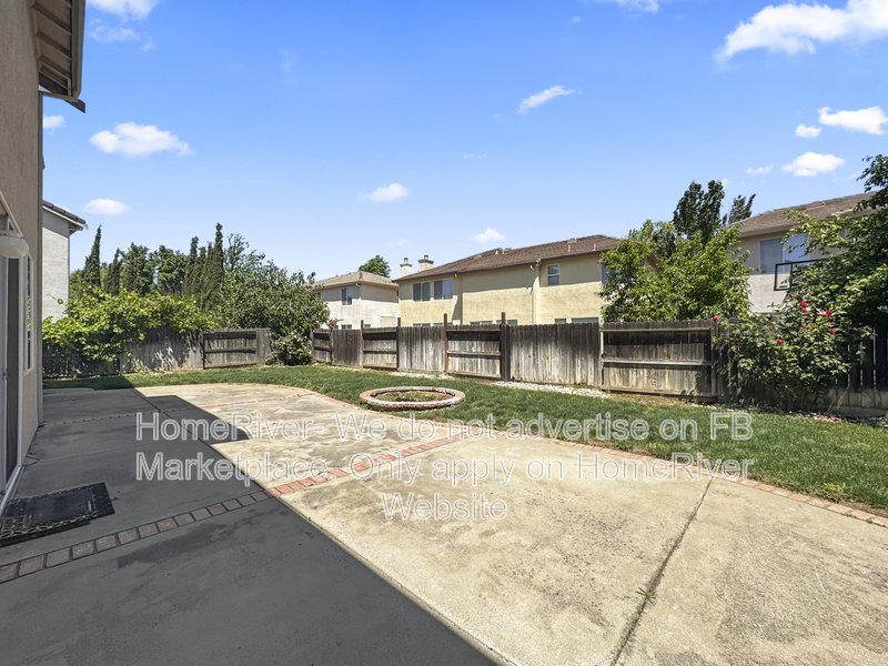 Office Space | Fridge Included | Pet Friendly property image