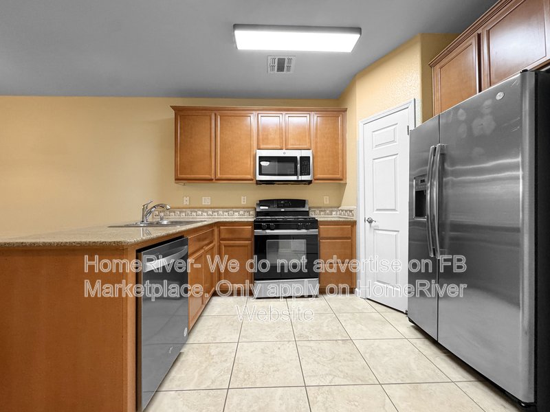 Pet Friendly | Fridge Included | Yard Care Covered by HOA property image