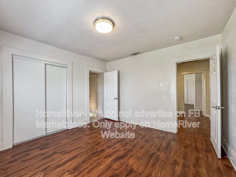 Water, Sewage, Garage Included | Fridge Included | Close to Elk Grove property image