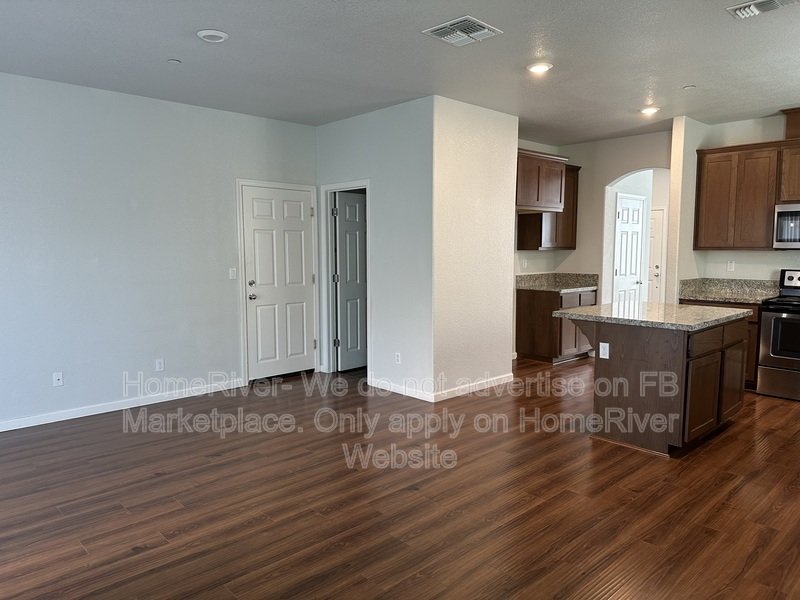 Elk Grove School District | Fridge Included | Near local Parks property image