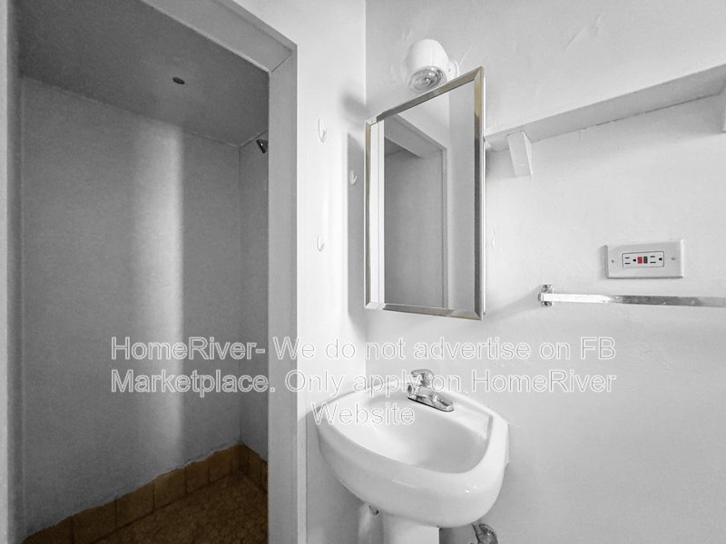 Fridge Included | Close to Folsom | Pet Friendly property image