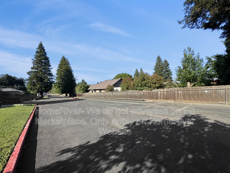 Fridge Included | Close to Folsom | Pet Friendly property image