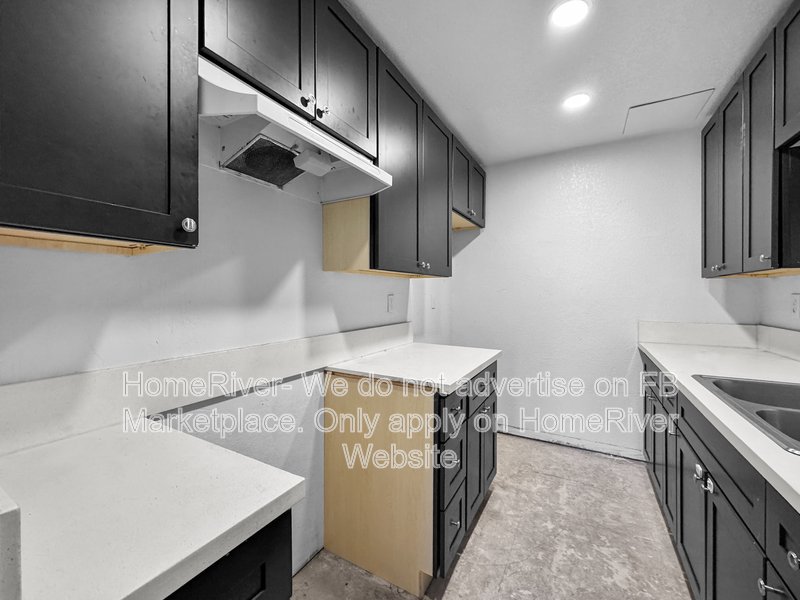 Washer and Dryer Included | Pet Friendly | Near Park property image